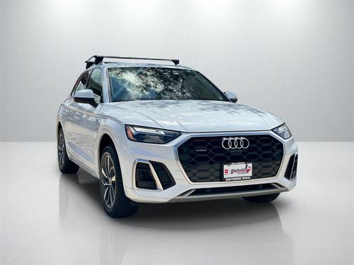 2024 Audi Q5 45 S line Premium Plus
