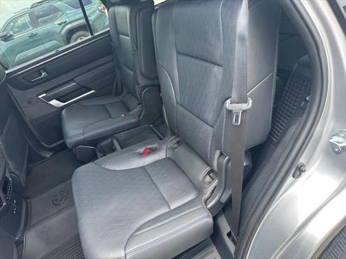 2024 Toyota Sequoia Platinum