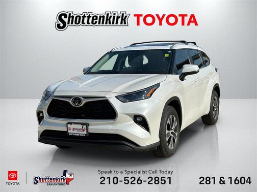 2024 Toyota Highlander XLE