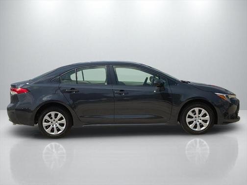 2025 Toyota Corolla Hybrid SE
