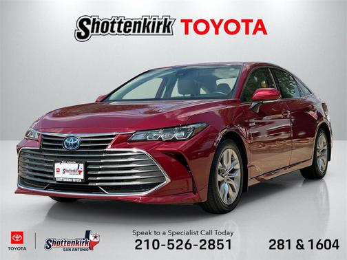2021 Toyota Avalon Hybrid XLE Plus