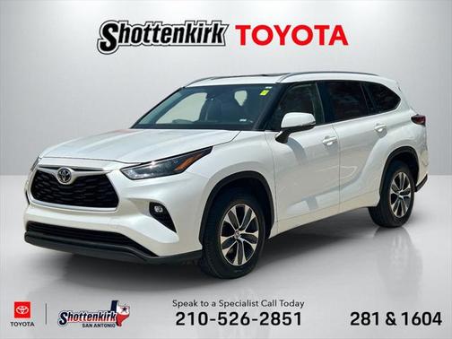 2023 Toyota Highlander XLE