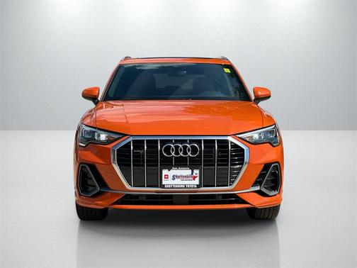 2022 Audi Q3 45 S line Premium