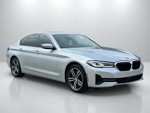 2021 BMW 540 540i