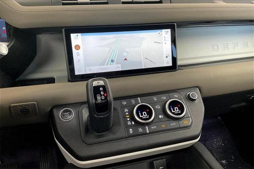 2022 Land Rover Defender 110 X-Dynamic SE