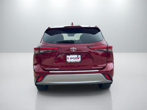 Ruby Flare Pearl 2023 Toyota Highlander Platinum