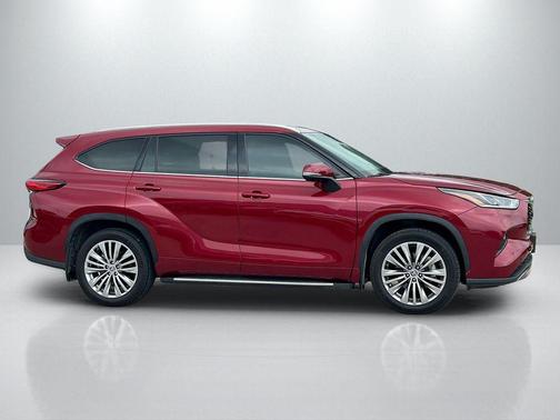 Ruby Flare Pearl 2023 Toyota Highlander Platinum