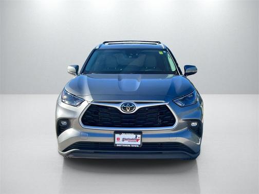 2025 Toyota Highlander XLE