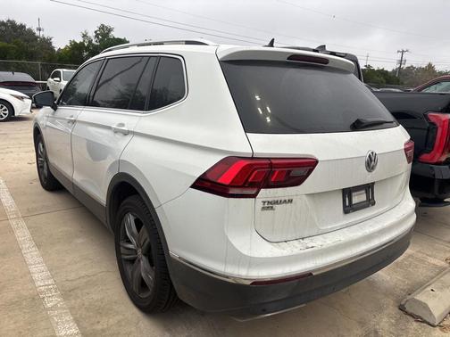 2020 Volkswagen Tiguan 2.0T SEL