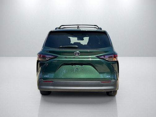 Cypress 2026 Toyota Sienna XLE