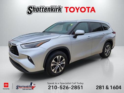 2024 Toyota Highlander XLE