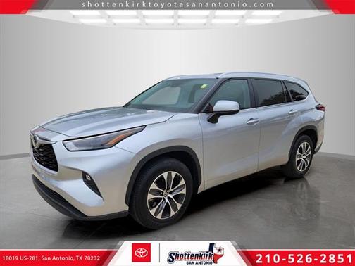 2024 Toyota Highlander XLE