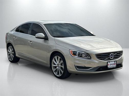 2018 Volvo S60 Inscription T5 Platinum