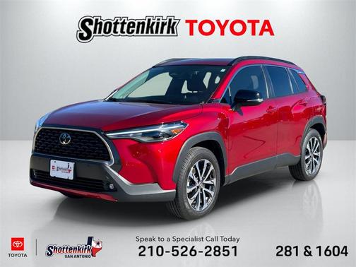 2025 Toyota Corolla Cross XLE