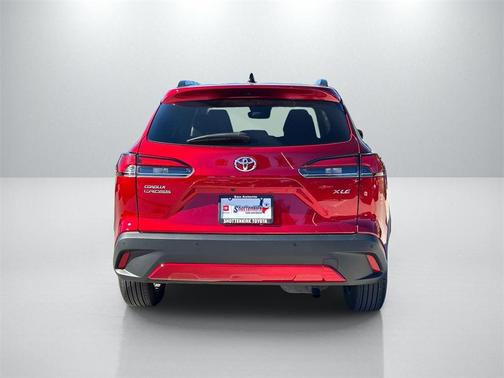 2025 Toyota Corolla Cross XLE