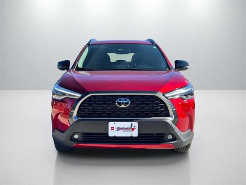 2025 Toyota Corolla Cross XLE