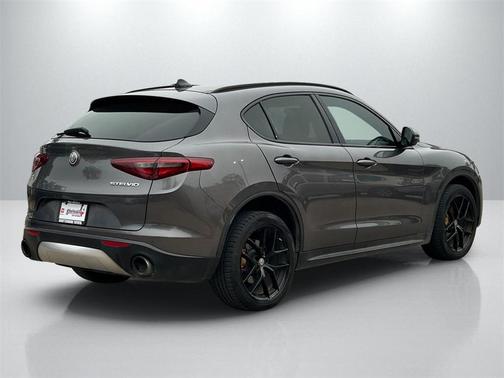 2018 Alfa Romeo Stelvio Sport