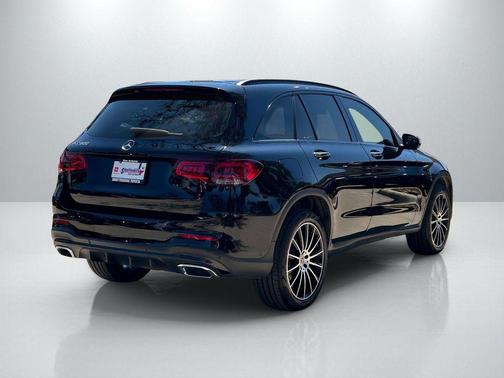 Black 2022 Mercedes-Benz GLC 300 Base