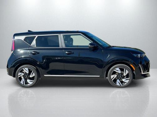 2025 Kia Soul GT-Line