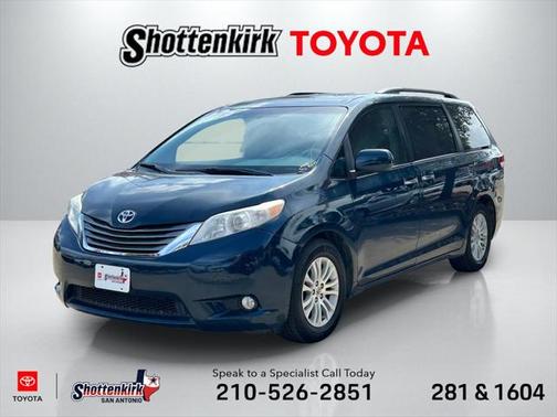 2012 Toyota Sienna XLE