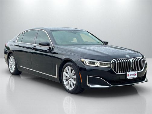 2021 BMW 740 740i