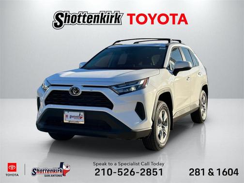 2025 Toyota RAV4 XLE