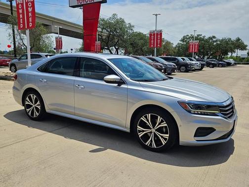2020 Volkswagen Passat 2.0T SE