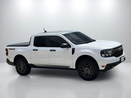 Oxford White 2023 Ford Maverick XLT