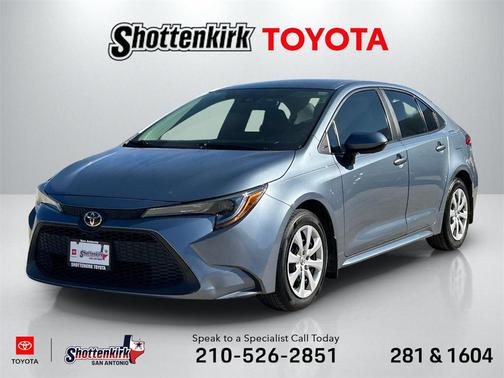 2022 Toyota Corolla LE