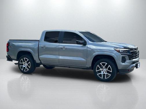 Sterling Gray Metallic 2023 Chevrolet Colorado Z71