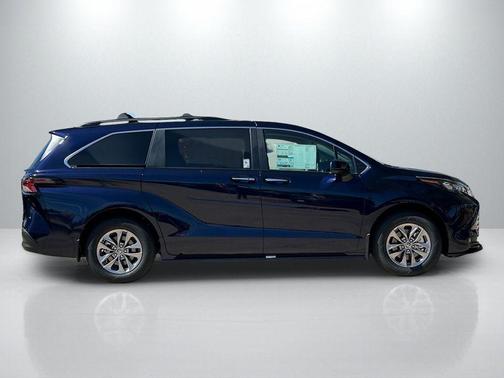 Blueprint 2026 Toyota Sienna XLE