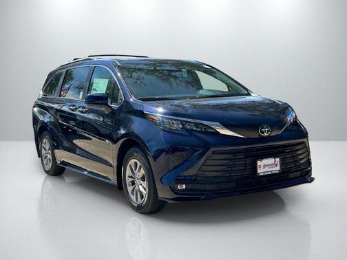 Blueprint 2026 Toyota Sienna XLE