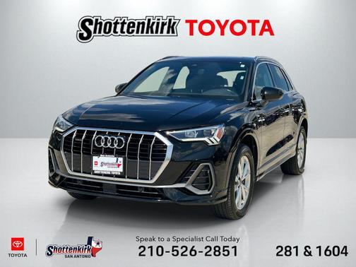 2024 Audi Q3 Premium 45 TFSI S line quattro Tiptronic