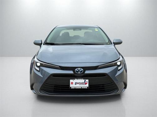2025 Toyota Corolla Hybrid SE