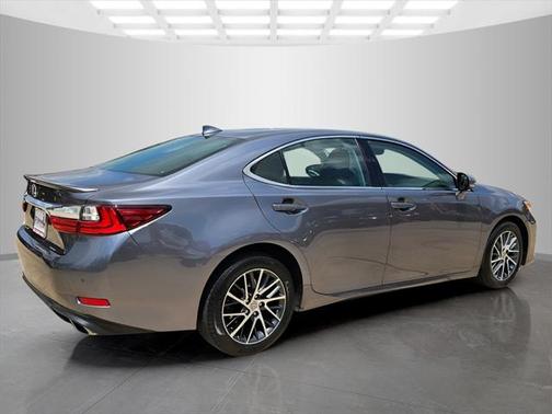 2017 Lexus ES 350 Base