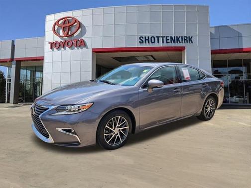 2017 Lexus ES 350 Base