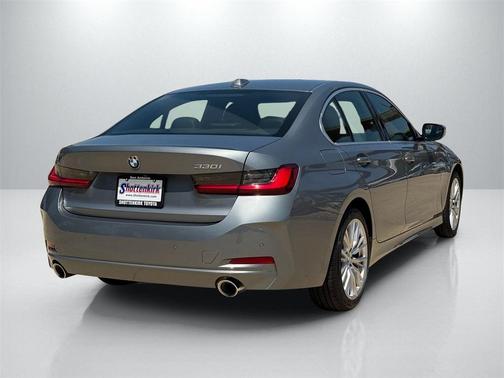 2024 BMW 330 i