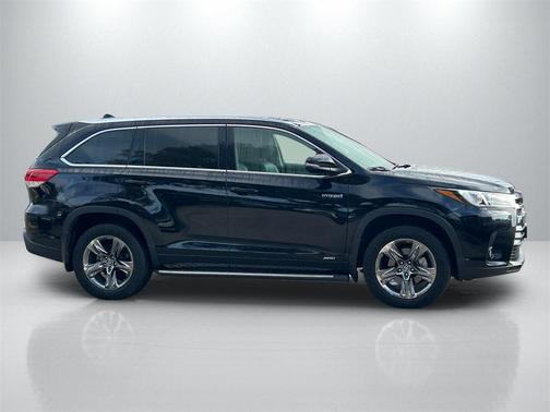 2019 Toyota Highlander Hybrid Platinum