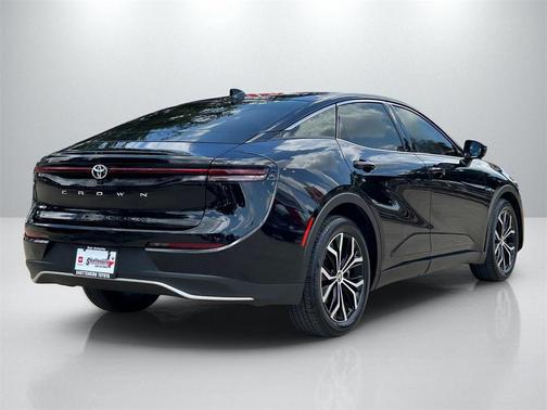 2023 Toyota Crown XLE