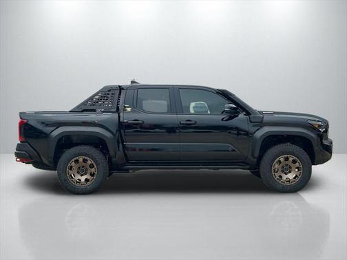 2025 Toyota Tacoma Hybrid Trailhunter