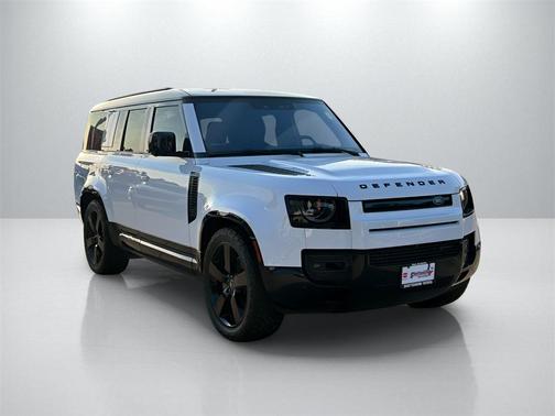 2023 Land Rover Defender 130 X-Dynamic SE