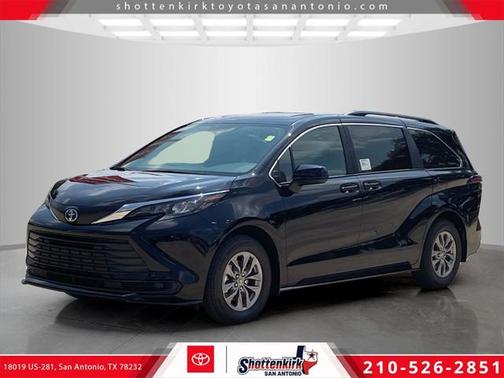 2025 Toyota Sienna LE