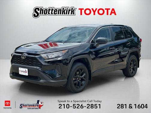 2022 Toyota RAV4 LE