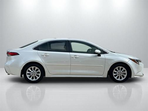 2020 Toyota Corolla XLE
