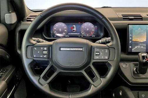 2024 Land Rover Defender 130 P400 Outbound