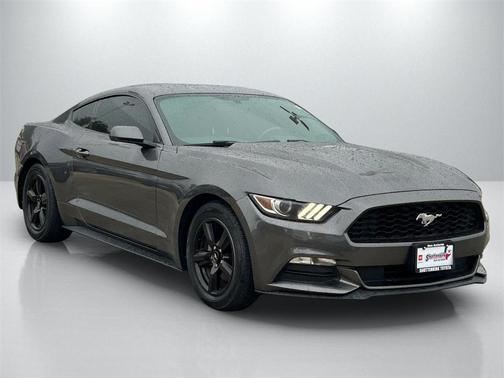 2017 Ford Mustang V6