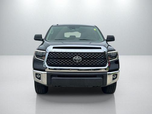 Midnight Black Metallic 2019 Toyota Tundra SR5