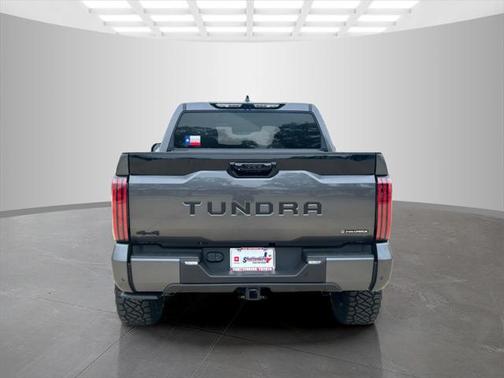 2025 Toyota Tundra Hybrid Platinum