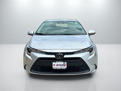 Classic Silver Metallic 2026 Toyota Corolla LE