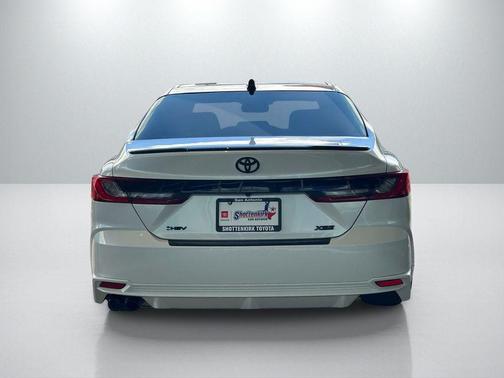 Pear 2026 Toyota Camry XSE